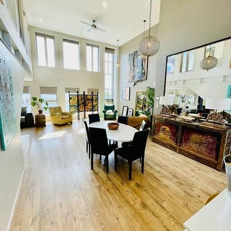 Stunning New York Loft Gallery Christchurch Exteriör bild